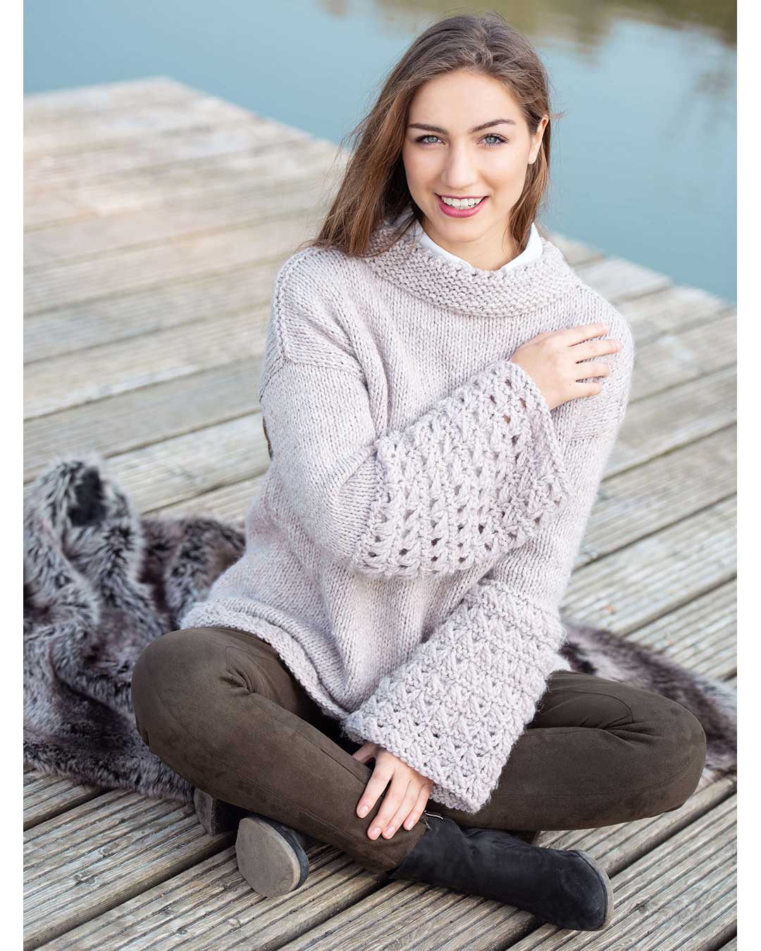 Sweater with trumpet sleeves