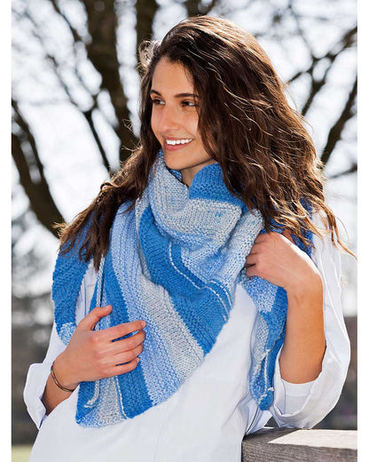 Triangular scarf