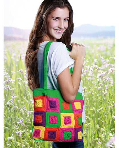 Crochet bag with granny squares