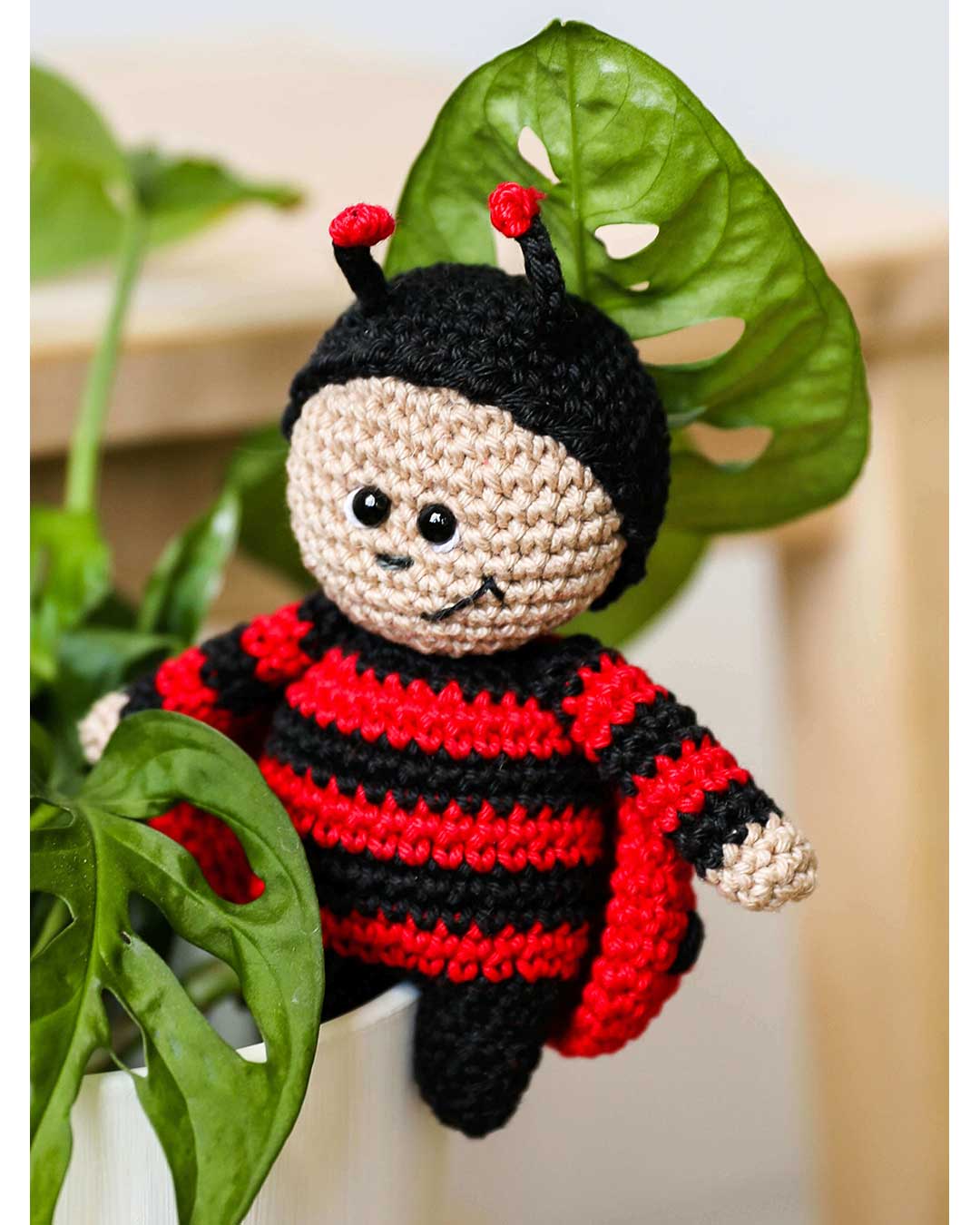 Crochet pattern ladybug