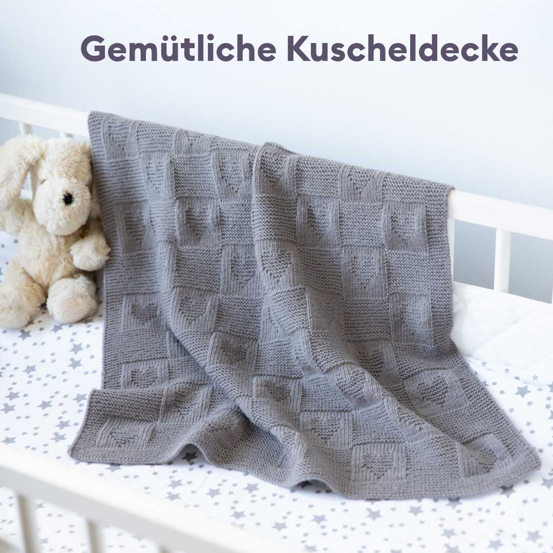 c2222-B2C-SET-BK-03__Strickset_Baby_Bild8_Kuscheldecke_1zu1_B3.jpg